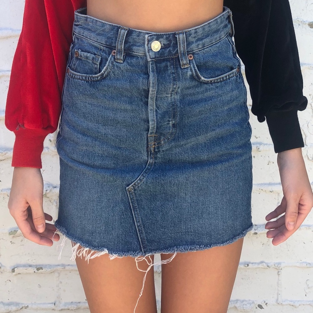 & DEMIN Skirt.
